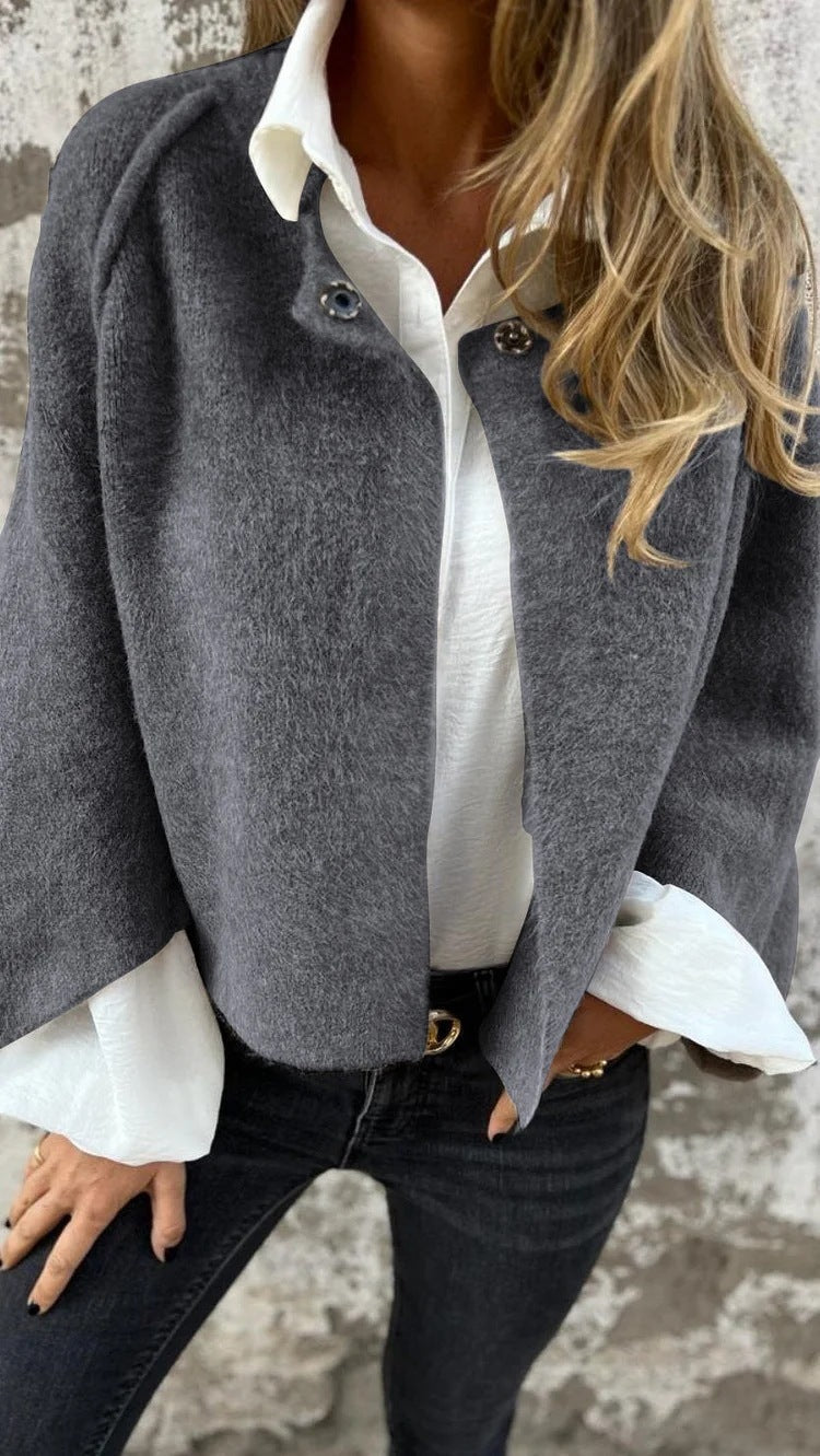 ELAINE | Veste courte avec des manches élégantes évasées null