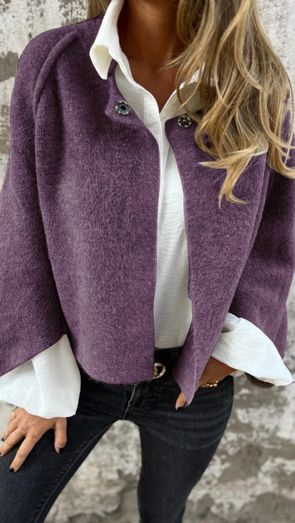 ELAINE | Veste courte avec des manches élégantes évasées null