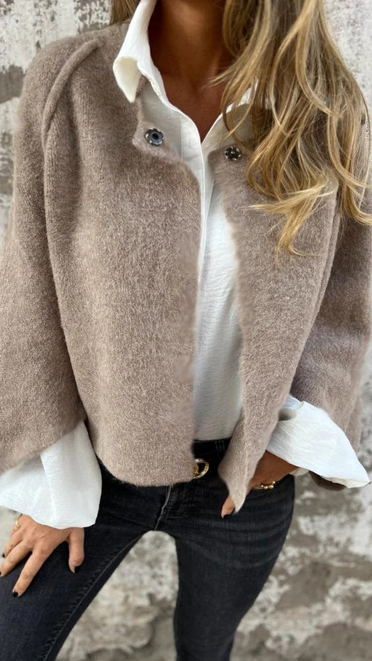 ELAINE | Veste courte avec des manches élégantes évasées null